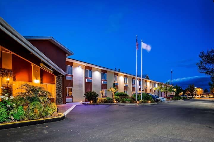 Hotel 18 of 18